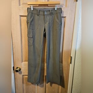 Women's North Face Olive Green Cargo Pants size 2 short